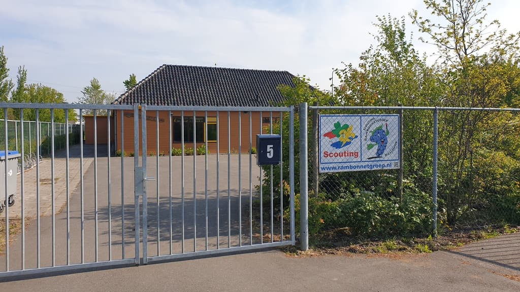 Image 13 of 16